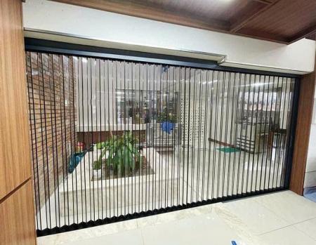 Vách Ngăn Trong Suốt Dạng Xếp (Di Động)
