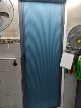Cửa Phòng Tắm Rèm Tổ Ongz7097317060630_f50871b8b99173f5a3ed118839a178eb-768x1024